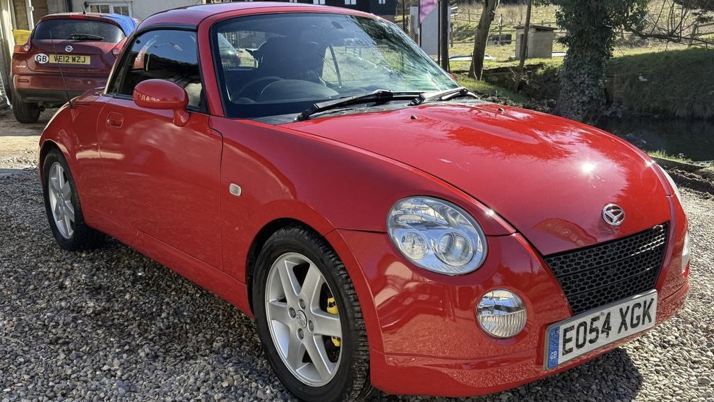 Daihatsu Copen - front